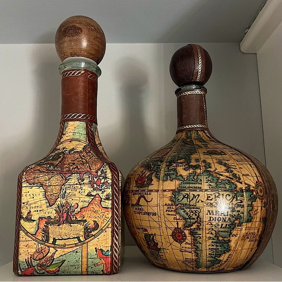 Vintage Other - Vintage Italian 1960s Old World Map Leather Decanter Set of 2 Square and Round